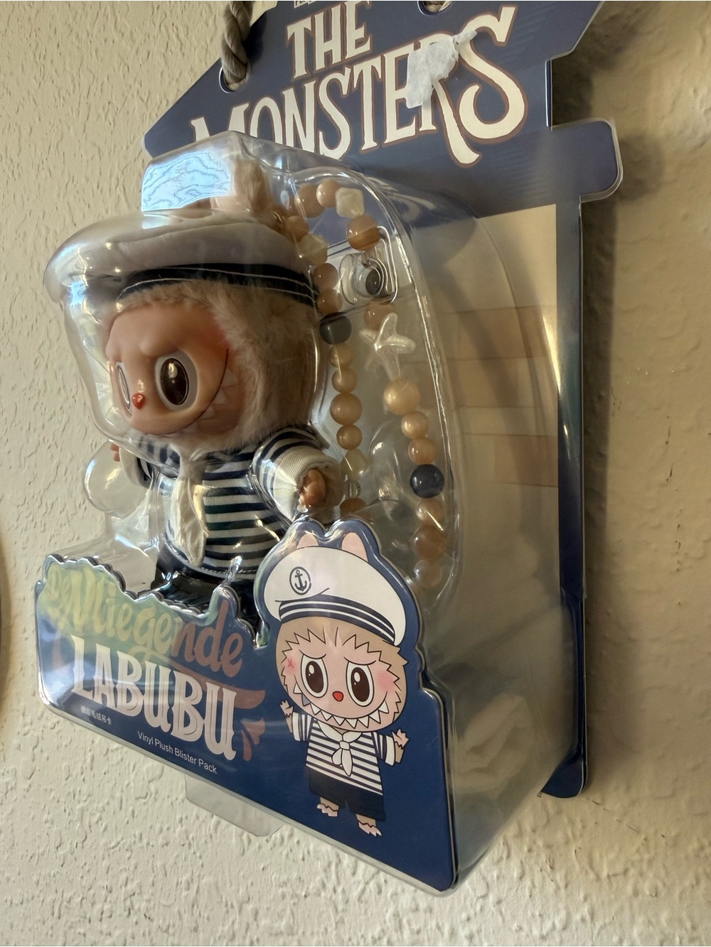 The Monsters De Vliegende Labubu Sailor Plush Figure - Beige & Navy - Picture 4 of 4